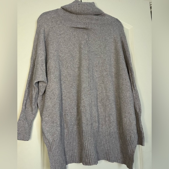 Ruby Moon Sweater - Picture 4 of 6